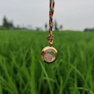 High-grade energy crystal pendant weighs 0.1 grams